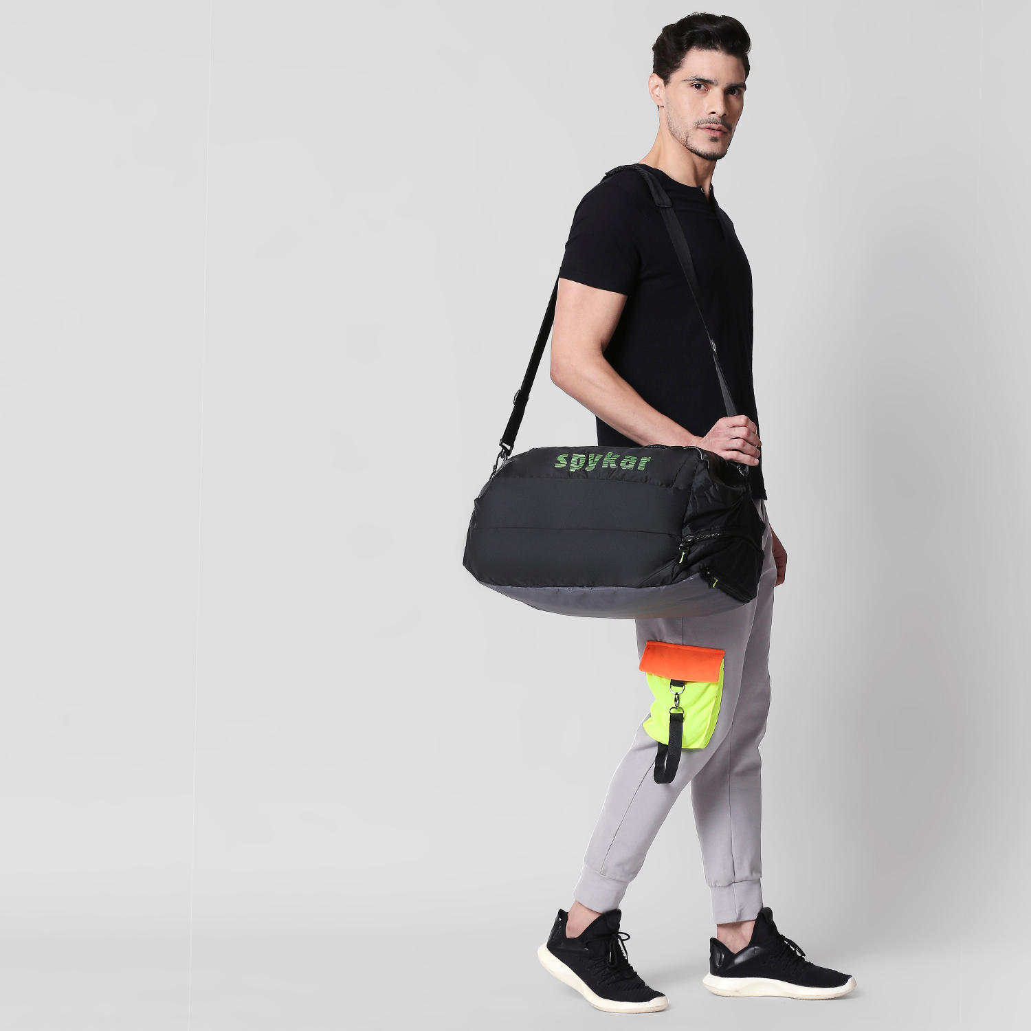 spykar gym bag