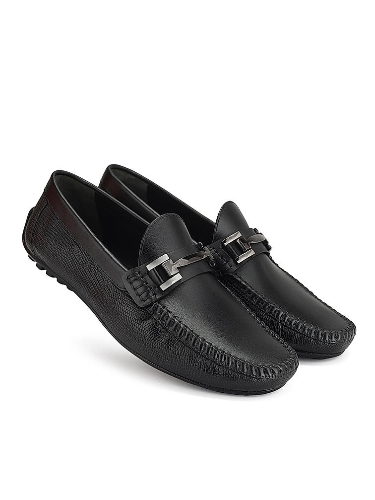 Black Moccasins With Buckle