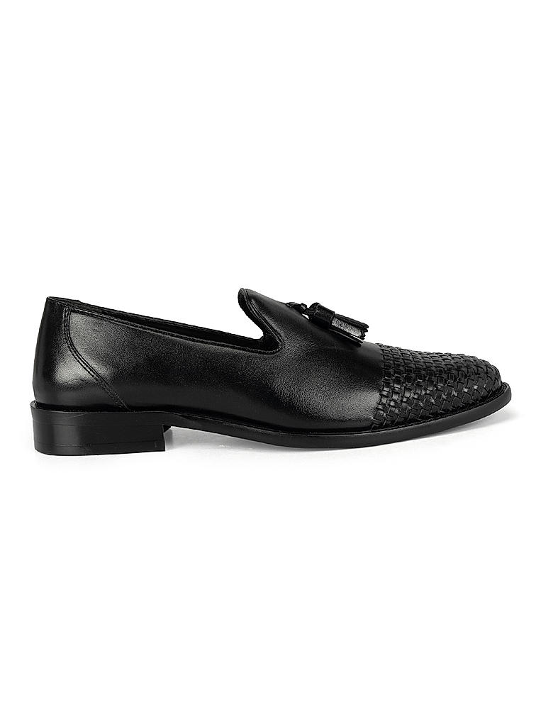 Black Leather Loafers With Tassels