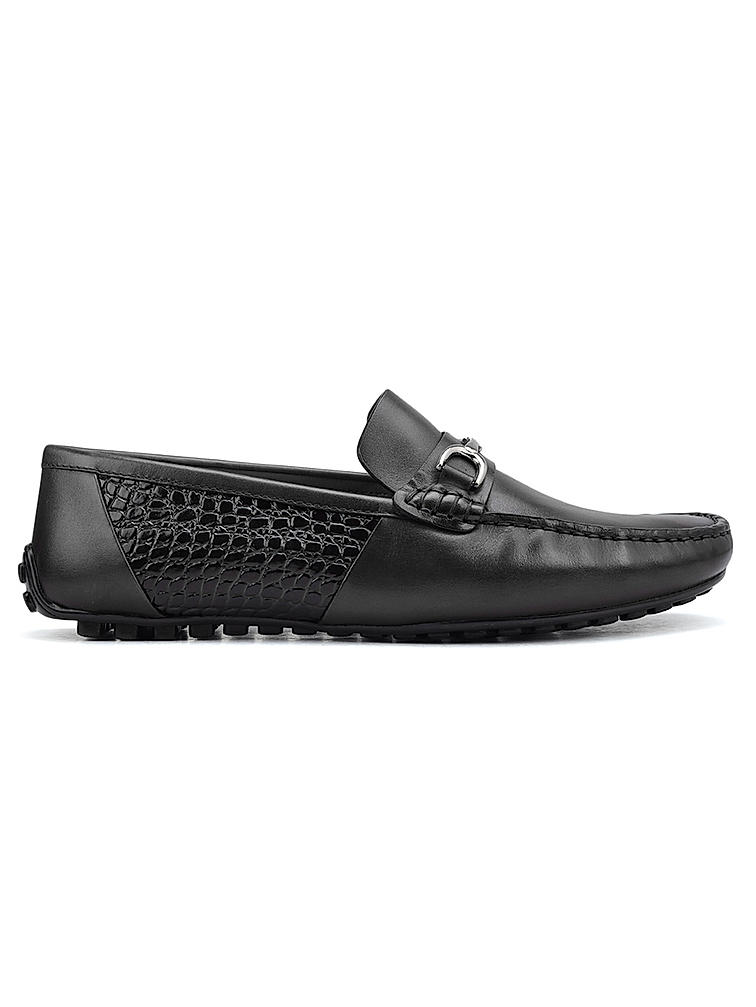 Black Leather Moccasins With Buckle