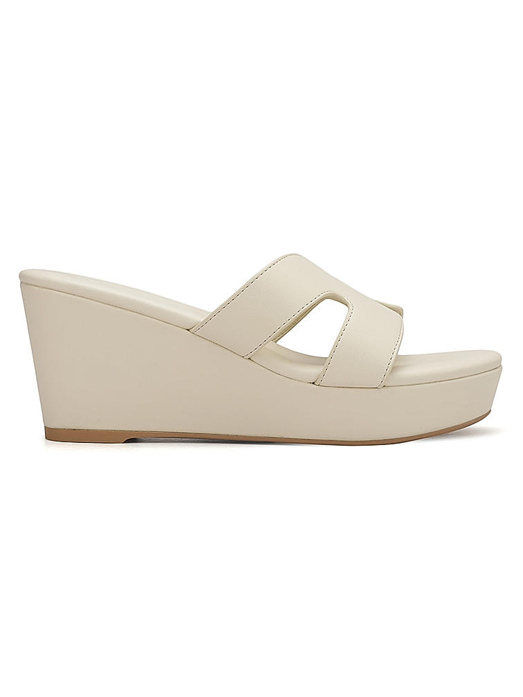 White Curve Wedges