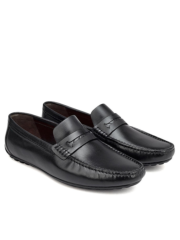 Black Plain Leather Moccasins