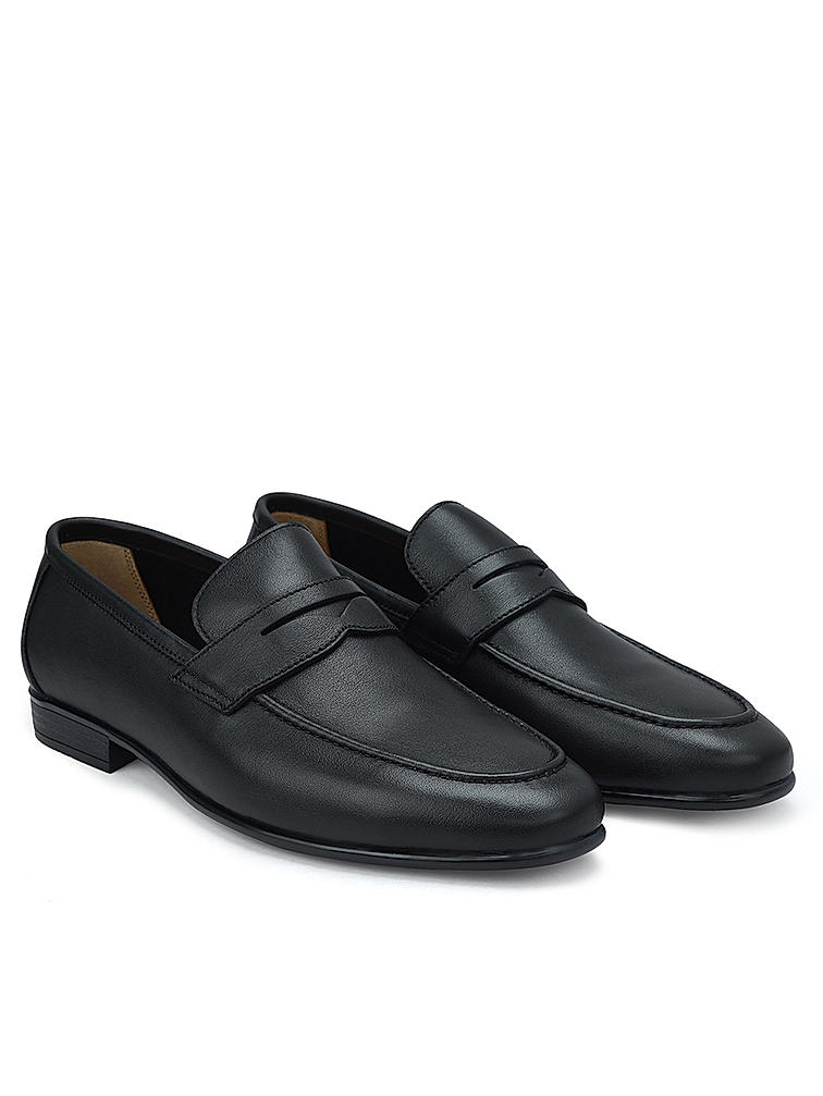 Black Plain Leather Loafers