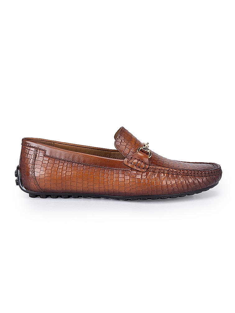 Tan Textured Moccasins With Buckle