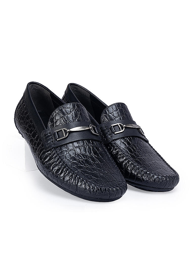 Black Croco Textured Moccasins