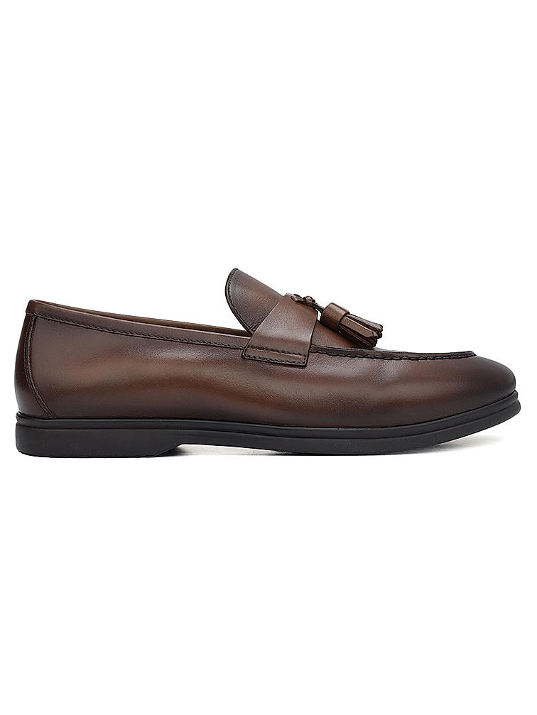 Brown Leather Loafers With Tassels