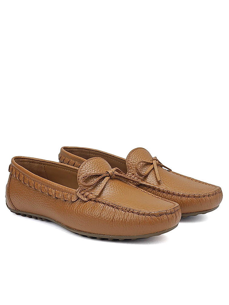 Tan Moccasins With Bow Detail