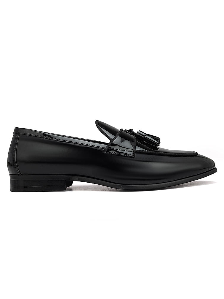 Black Patent Leather Loafers With Tassels