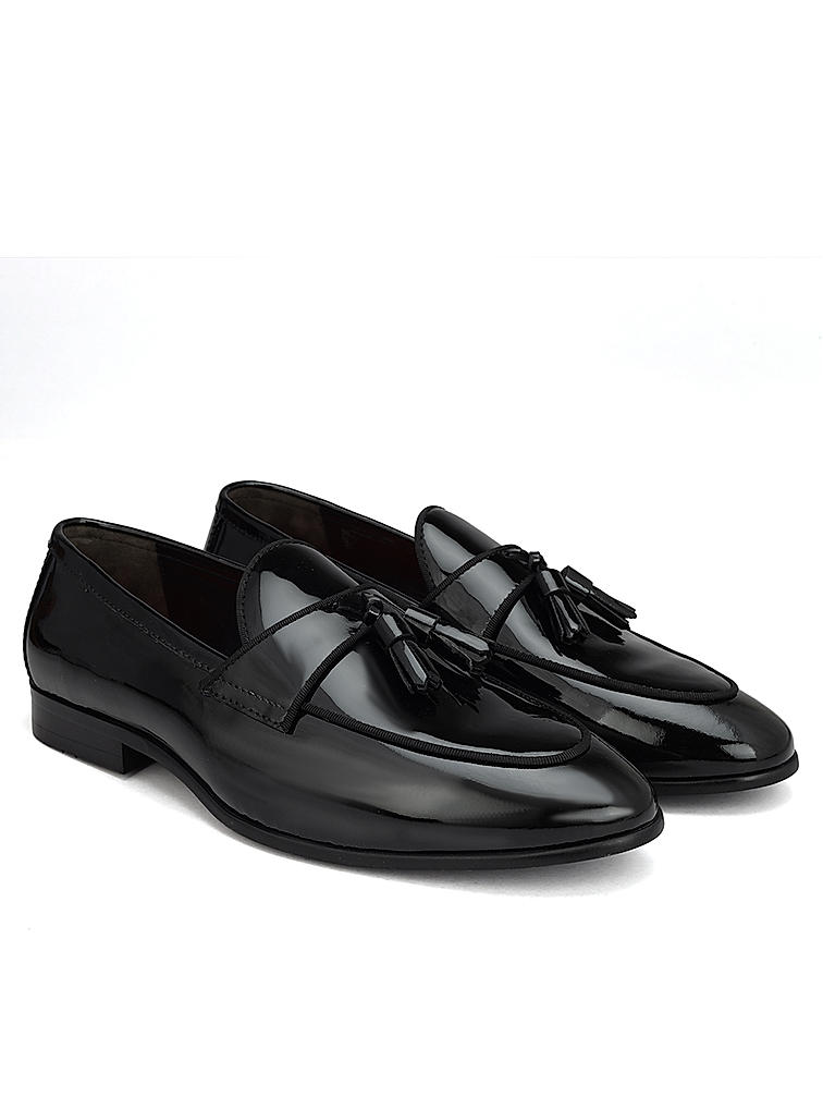 Black Patent Leather Loafers With Tassels