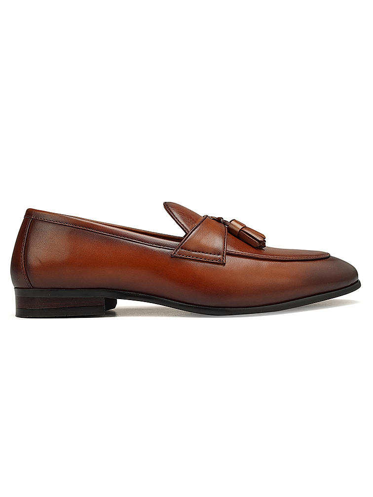 Tan Leather Loafers With Tassels