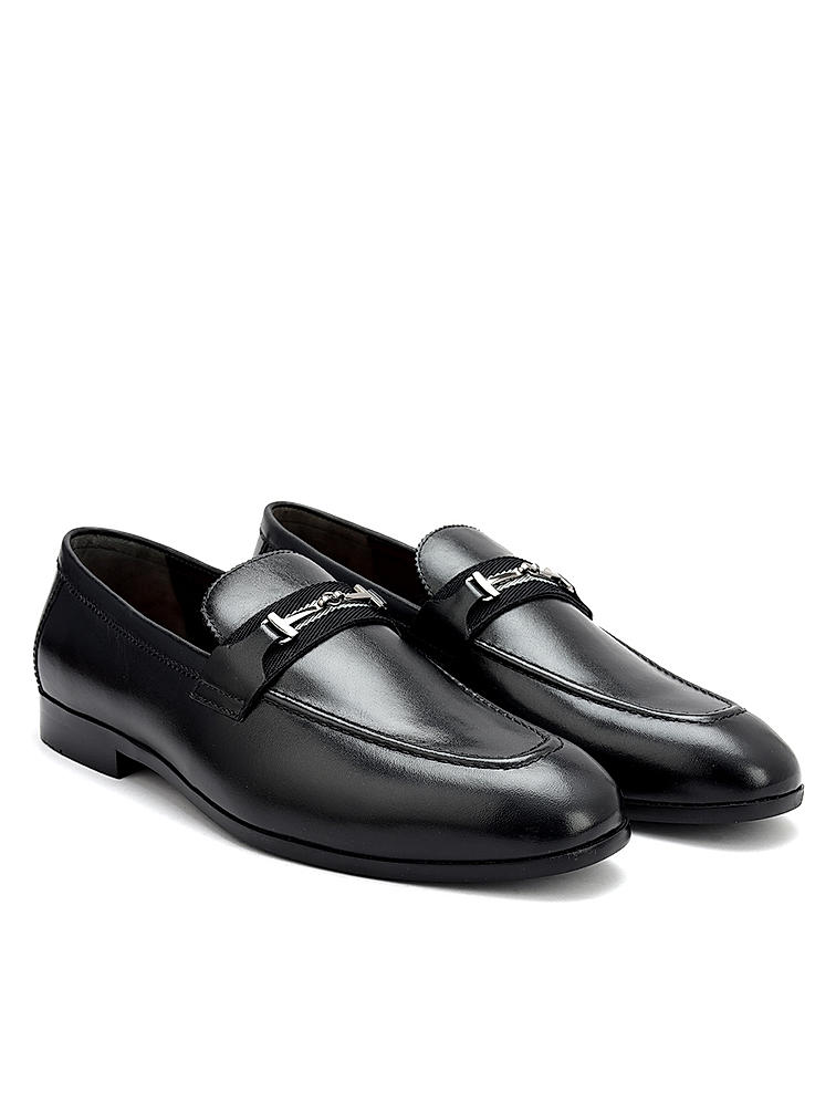 Black Plain Leather Loafers With Metal Clip