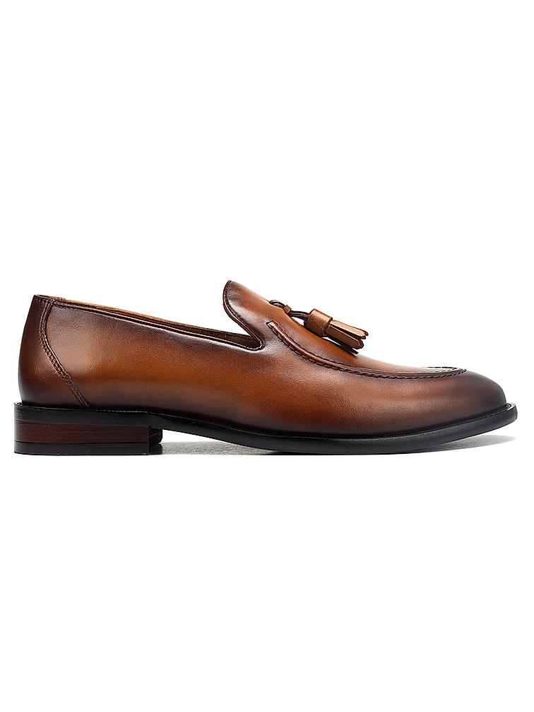 Tan Leather Loafers With Tassels