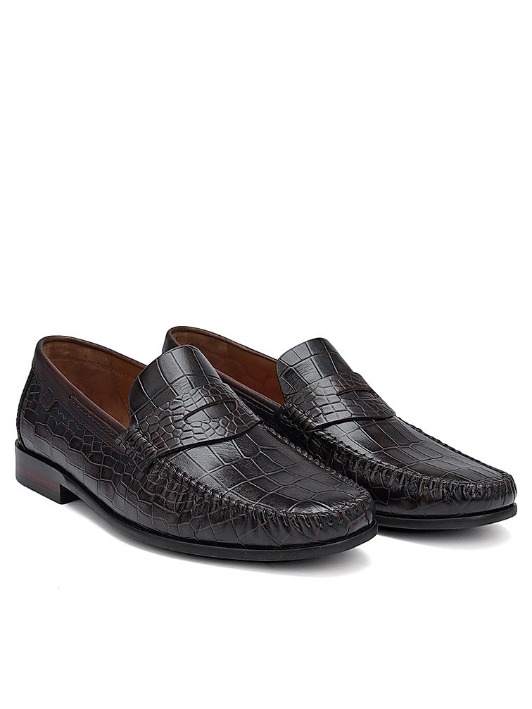 Brown Croco Textured Loafers