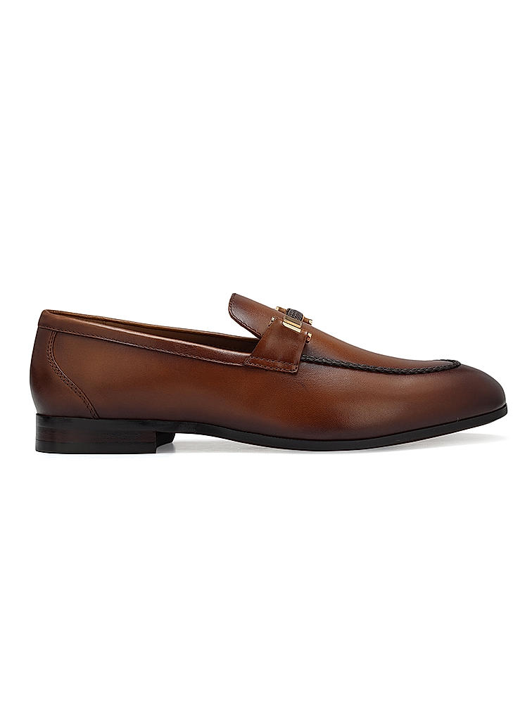 Tan Plain Braided Loafers