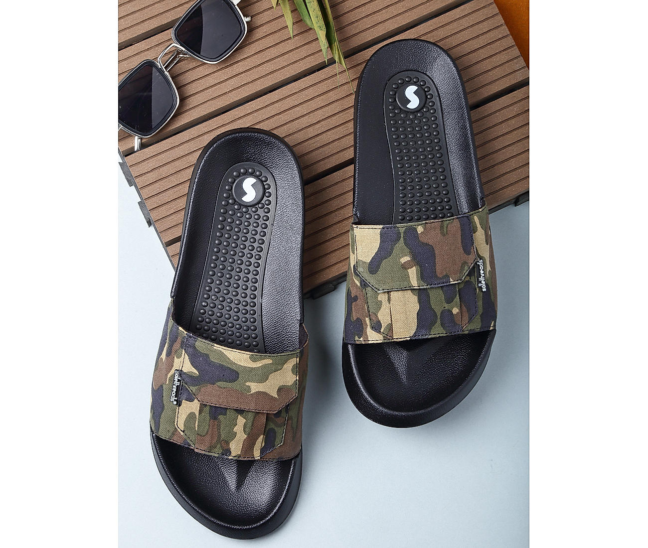 Louis Vuitton LV Sandals/flip flops/ sliders/strap over MENS navy
