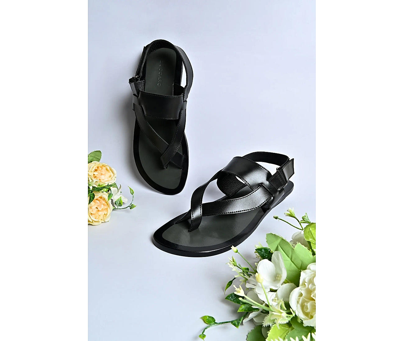 Buy belt slippers for men in India @ Limeroad-sgquangbinhtourist.com.vn