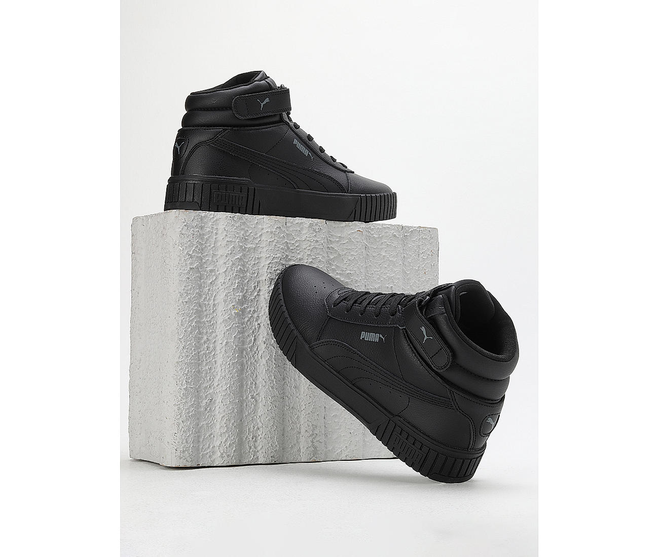 Puma high 2024 tops womens black