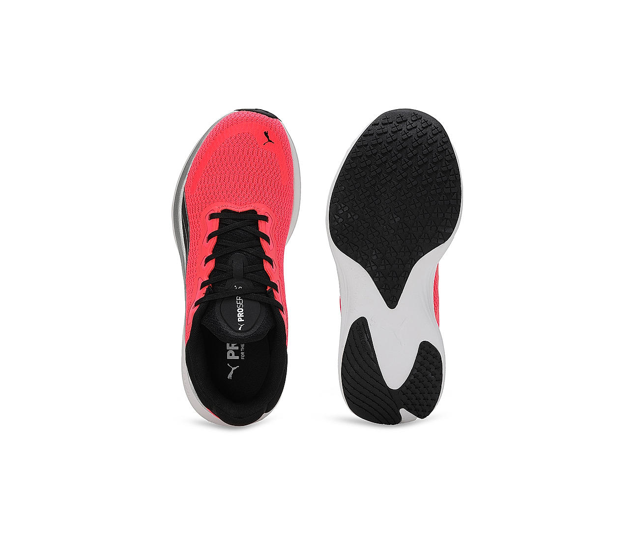 Black and clearance red pumas women's