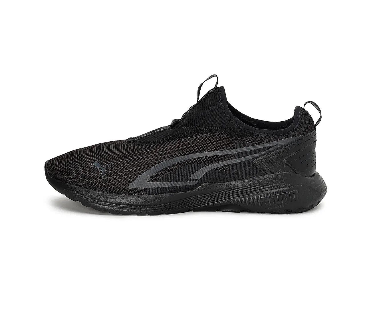 All black shop puma trainers