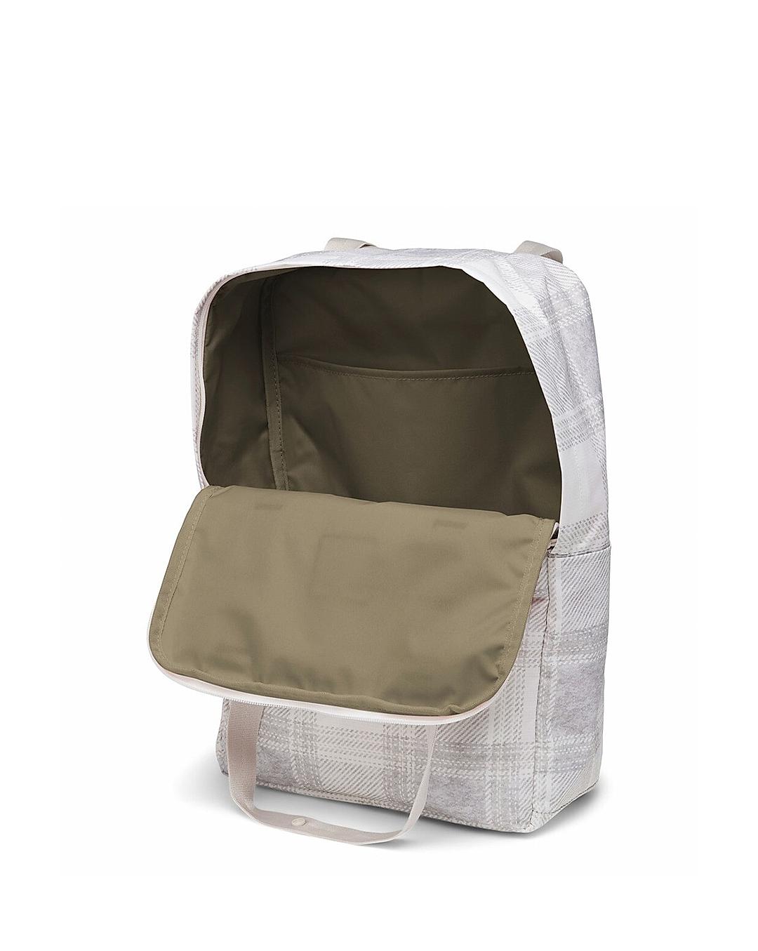 Columbia Unisex White Trek 18L Backpack 