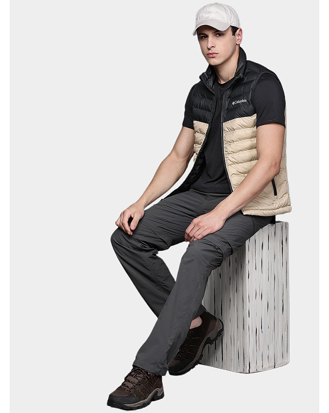 Columbia Men Beige Powder Lite Vest