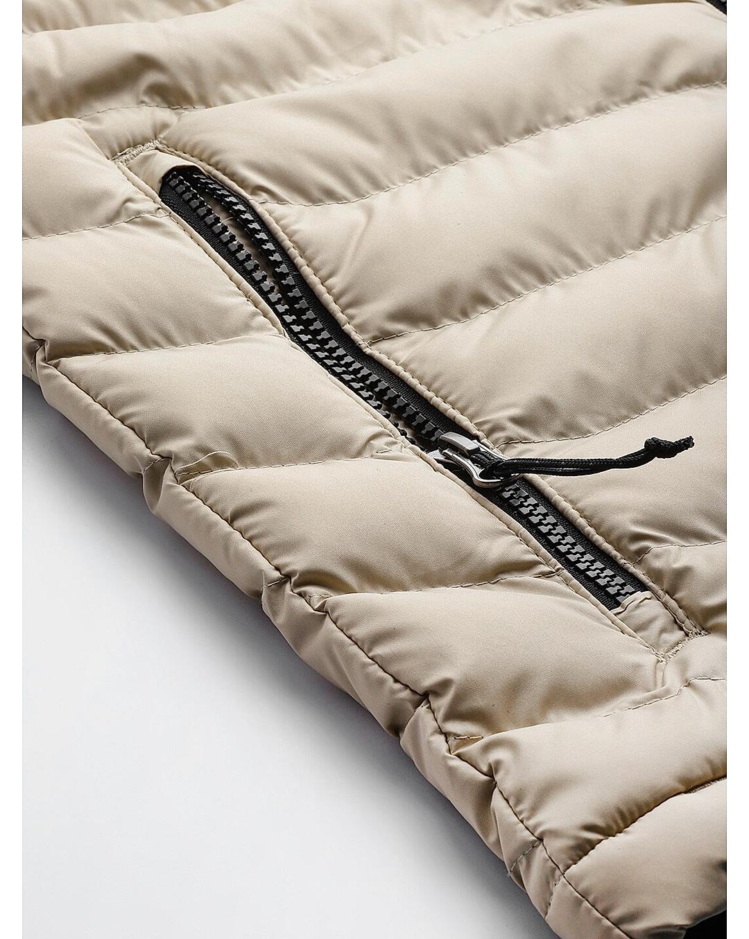 Columbia Men Beige Powder Lite Vest