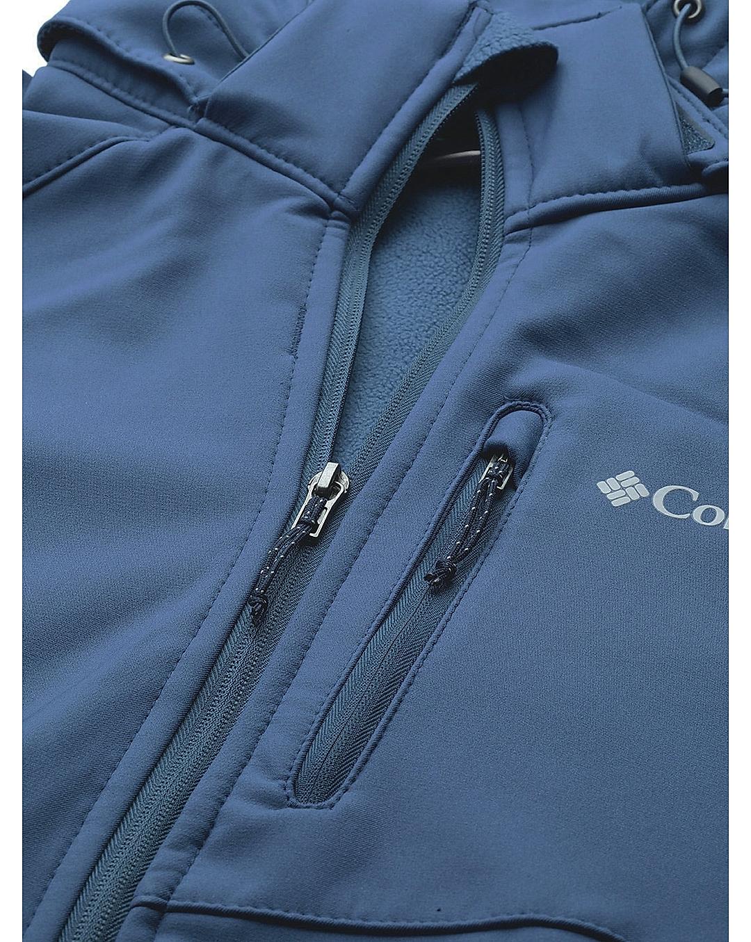 Columbia Mens Navy  Cascade Ridge II Softshell Water and Wind Resistant Jacket