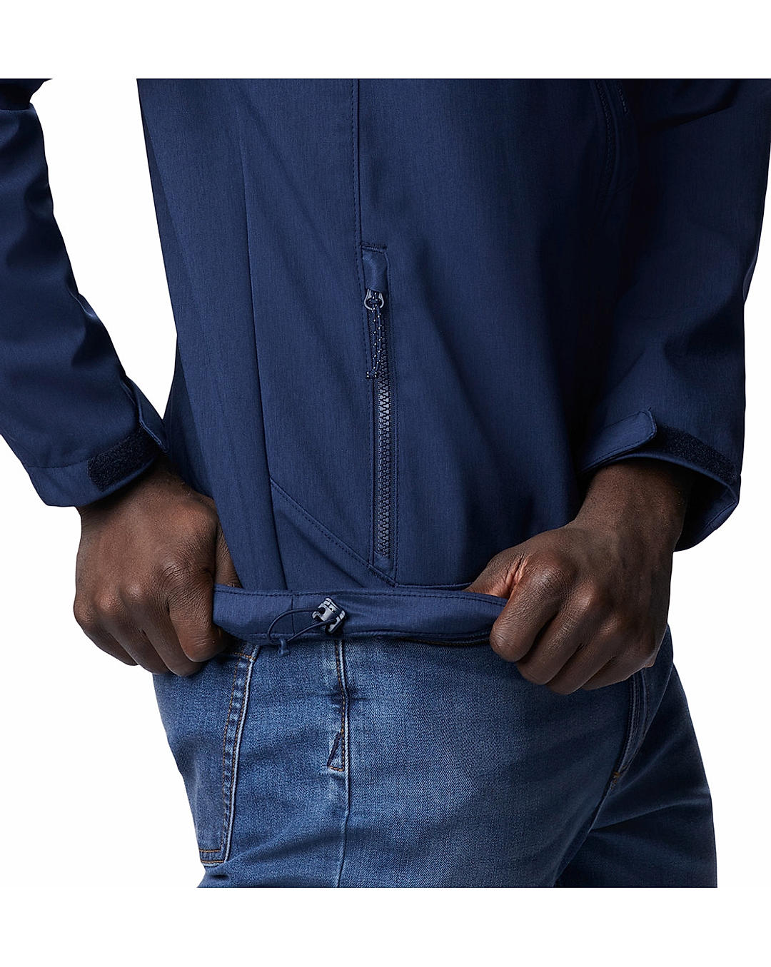 Columbia Mens Navy  Cruiser Valley Softshell  Water and Wind Resistant Jacket