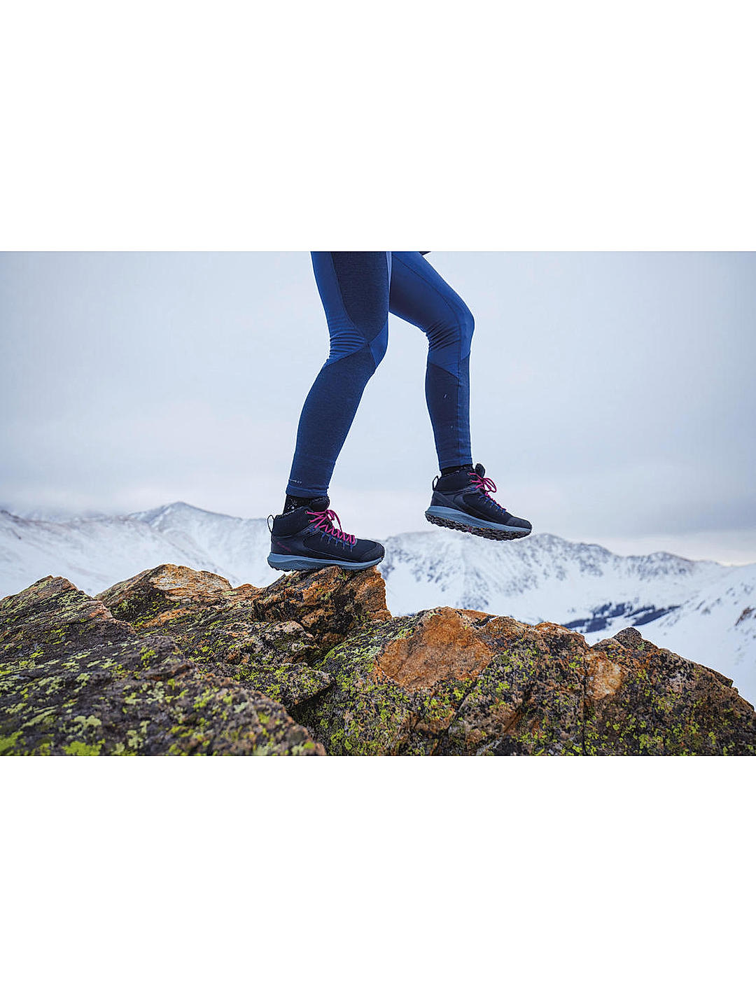 Columbia Women Black Trailstorm Mid Omni Heat Boots (Waterproof)