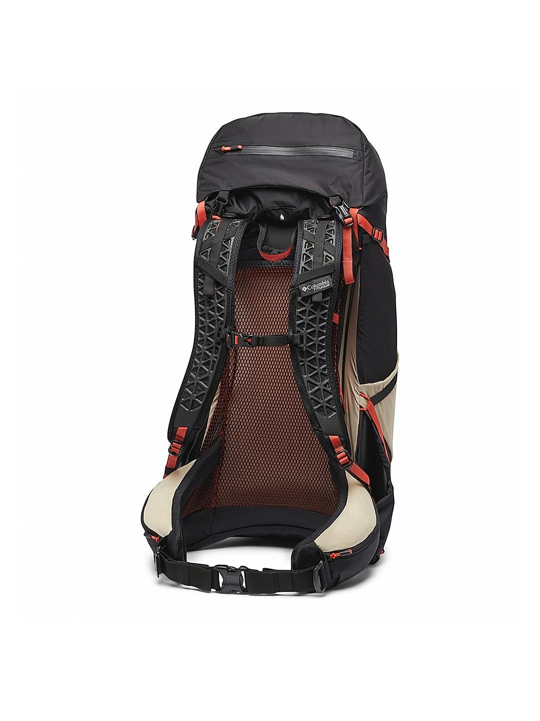 Columbia Unisex Black Titan Pass 48L Backpack 