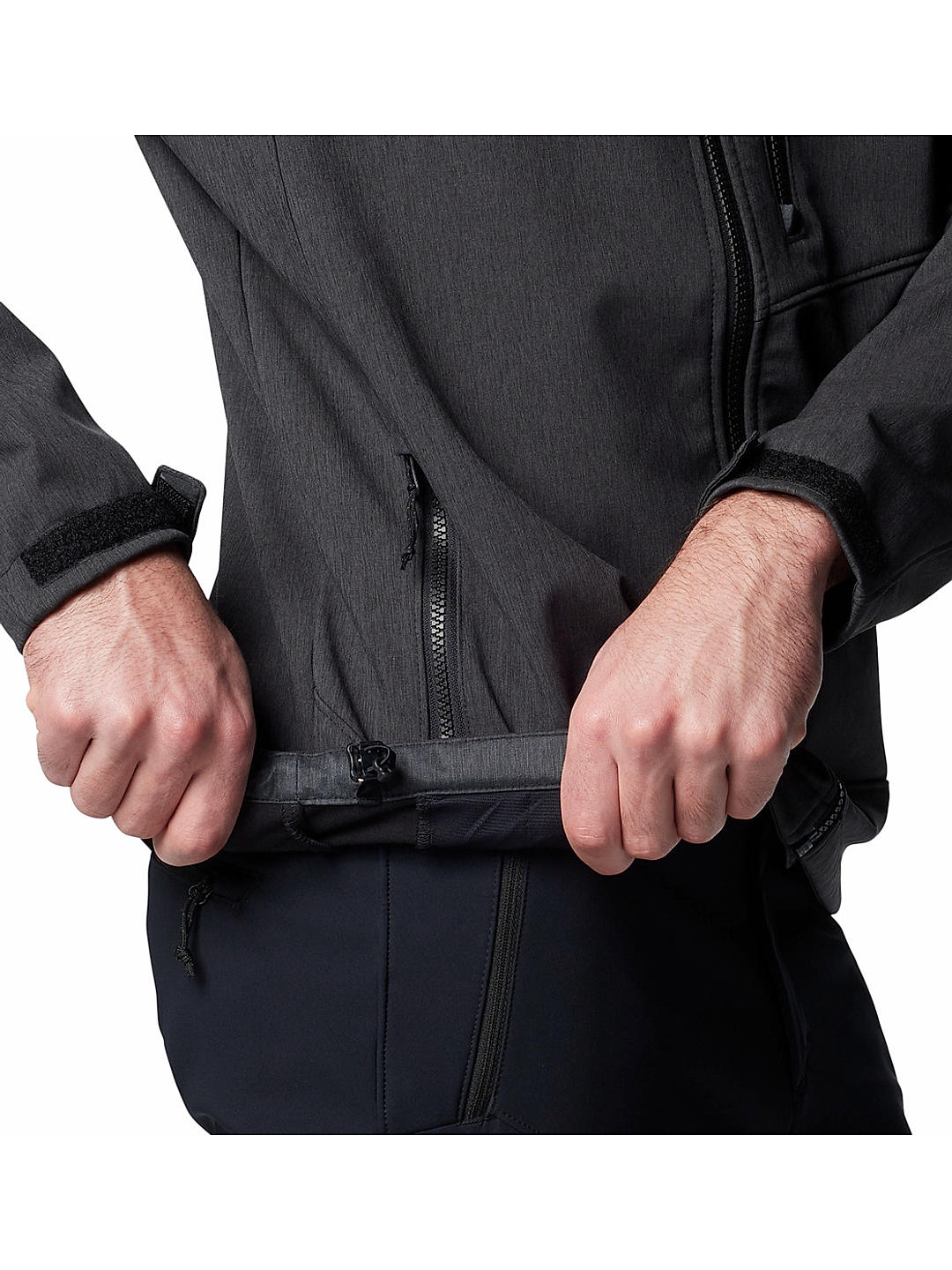 Columbia Mens Black Omnishield Cruiser Valley II Softshell Water and Wind Resistant Jacket