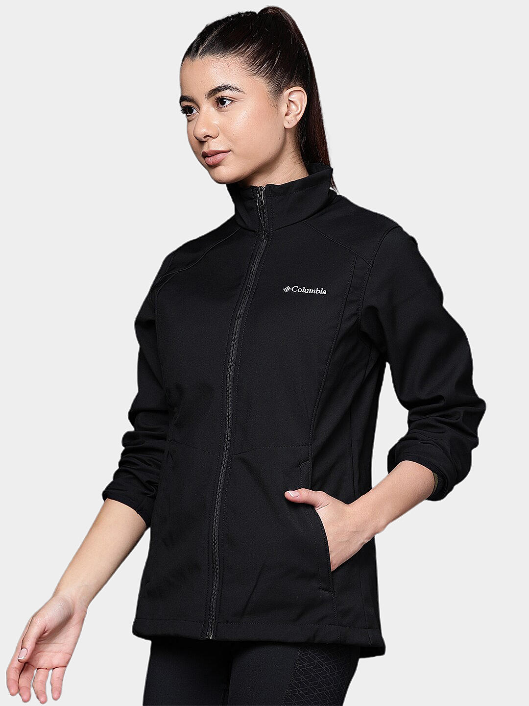 Columbia Womens Black  Kruser Ridge II Softshell Water and Wind Resistant Jacket