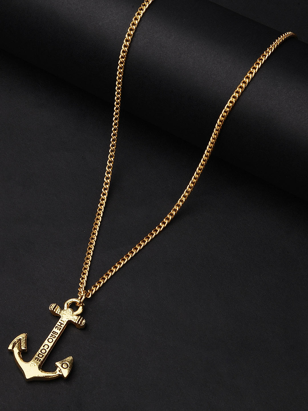 Gold necklace anchor top