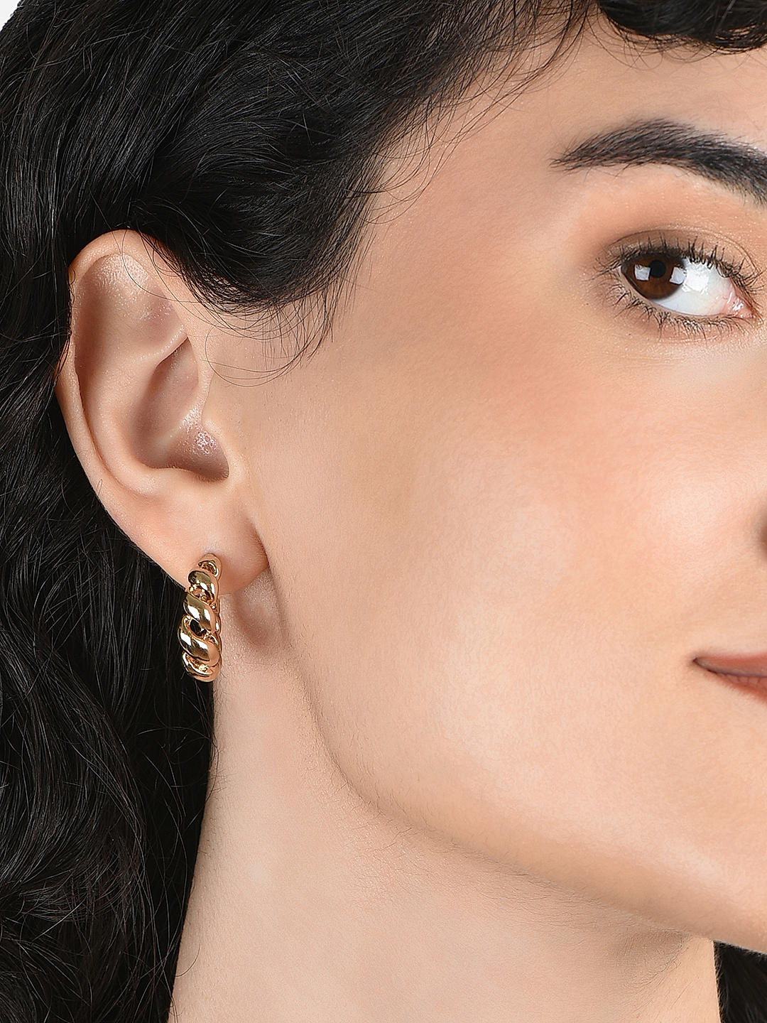 Buy Largest collection of Hoop Earrings Best Price