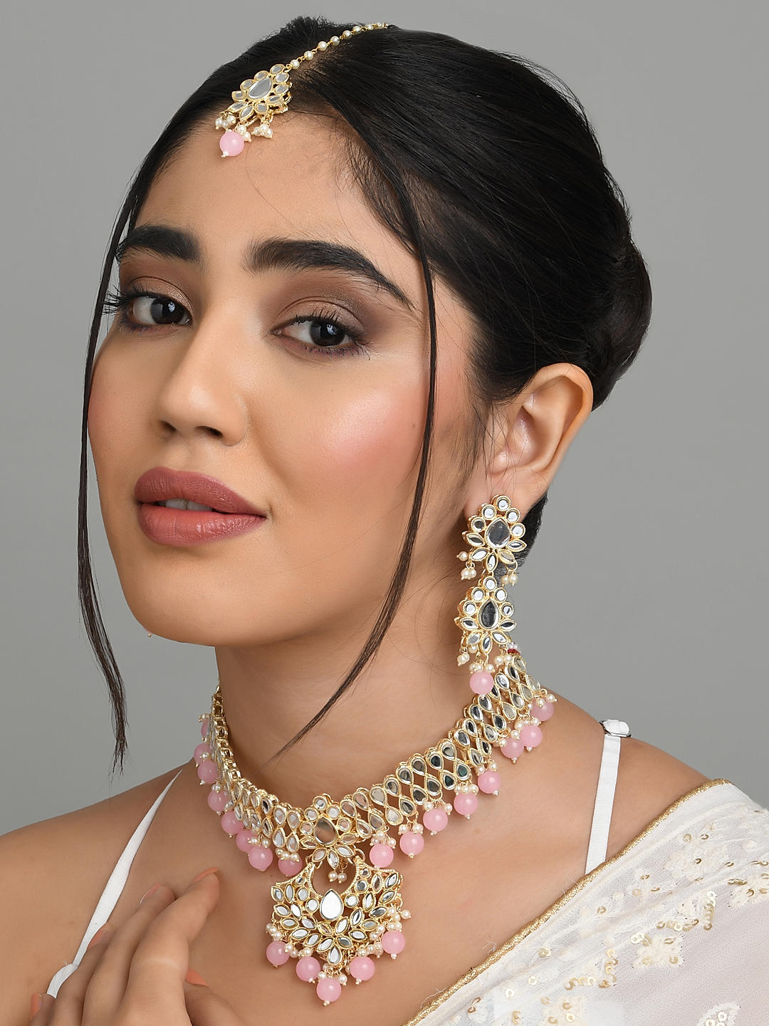 Shop Fida Necklace Maang Tikka Earringset Best Price