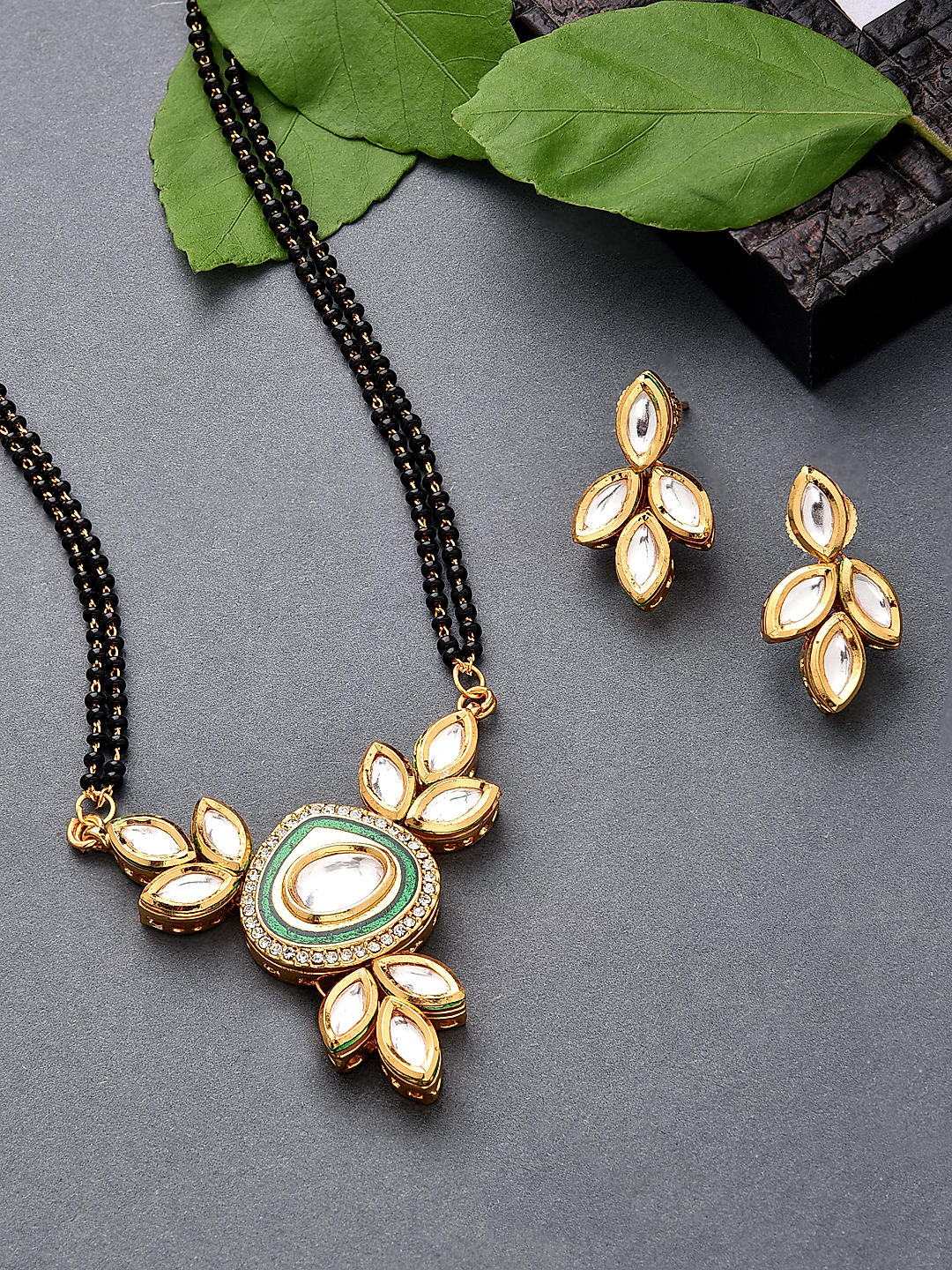 Buy Fida Kundan Gold Floral Mangalsutra Set Best Price