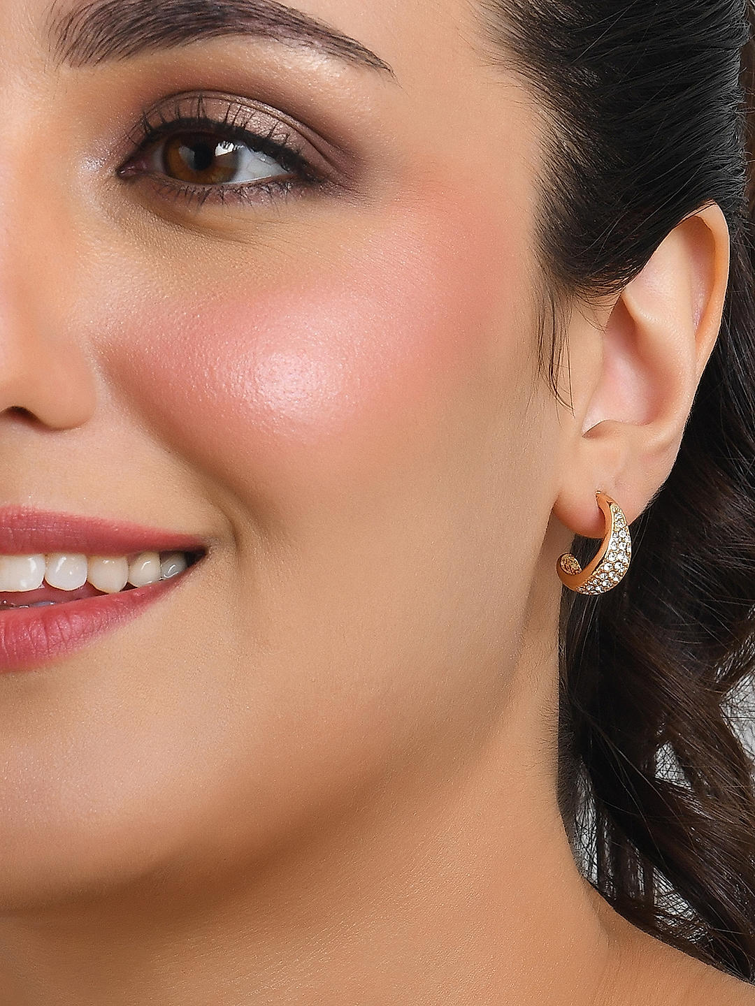 Gold stone hanging earrings hot sale