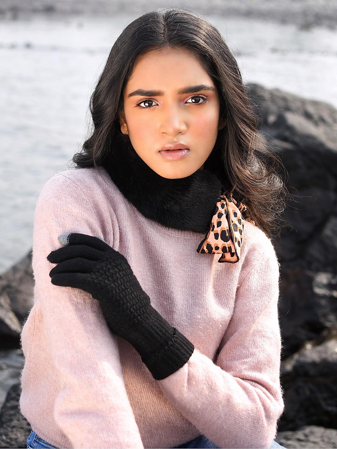 Womens black winter gloves best sale