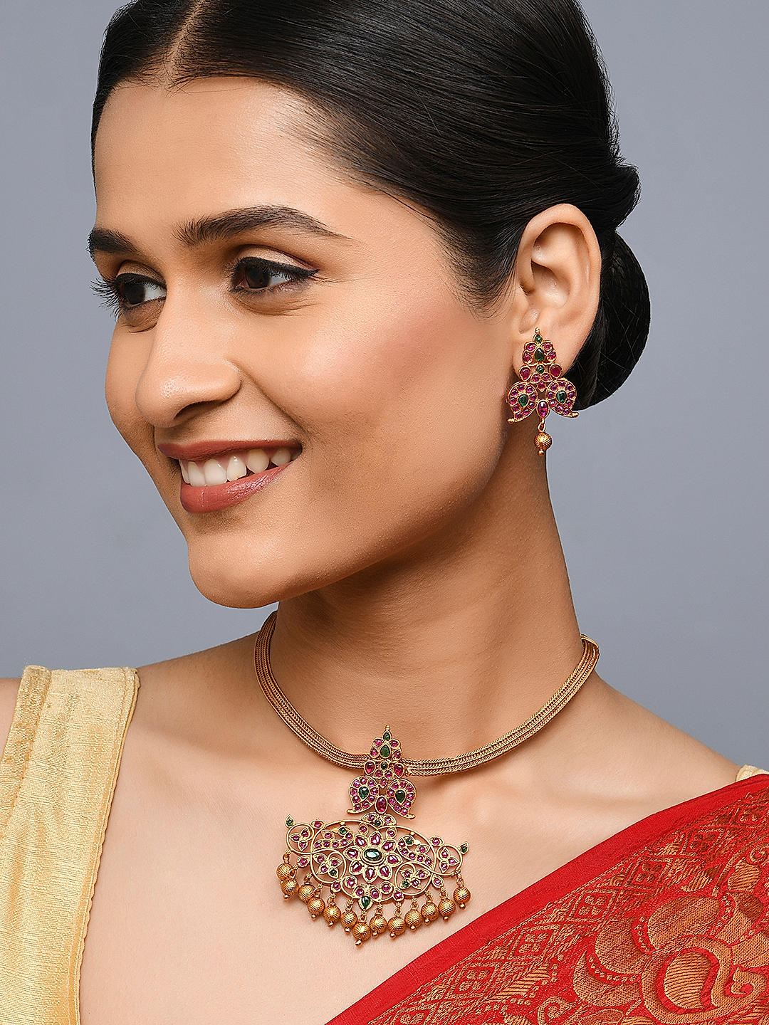 Red and green stone gold necklace discount