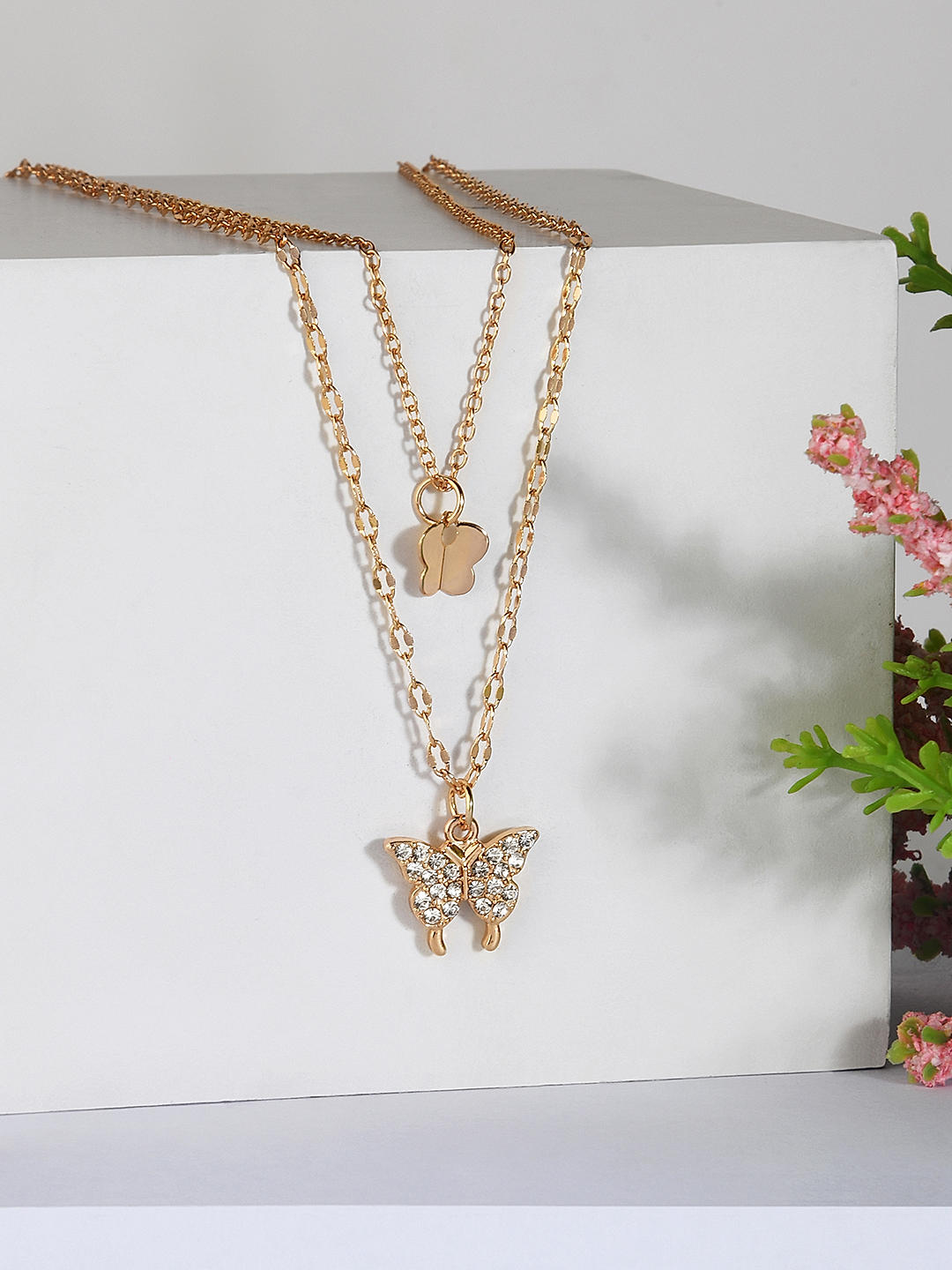 Charm pendant necklace shop