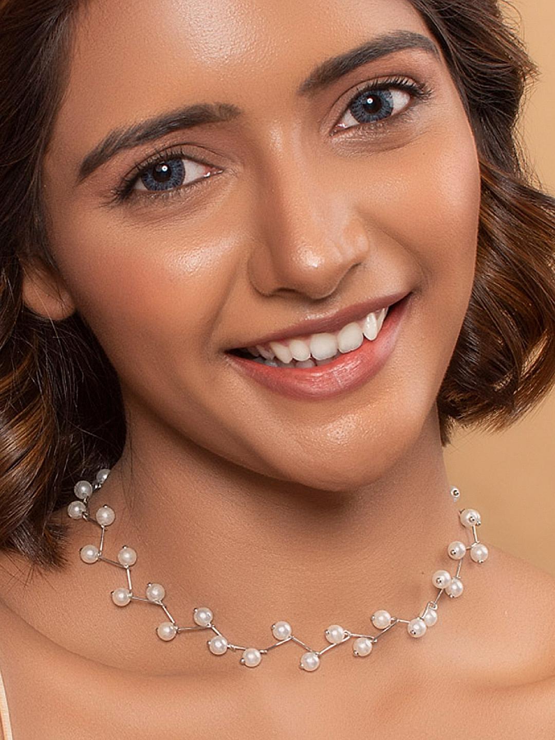 Silver pearls necklace sales
