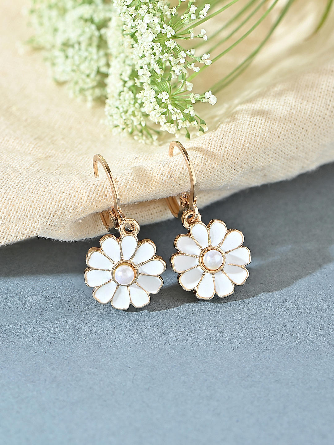 Shop Now Toniq s Elegant Gold Plated Hoop Earrings Await