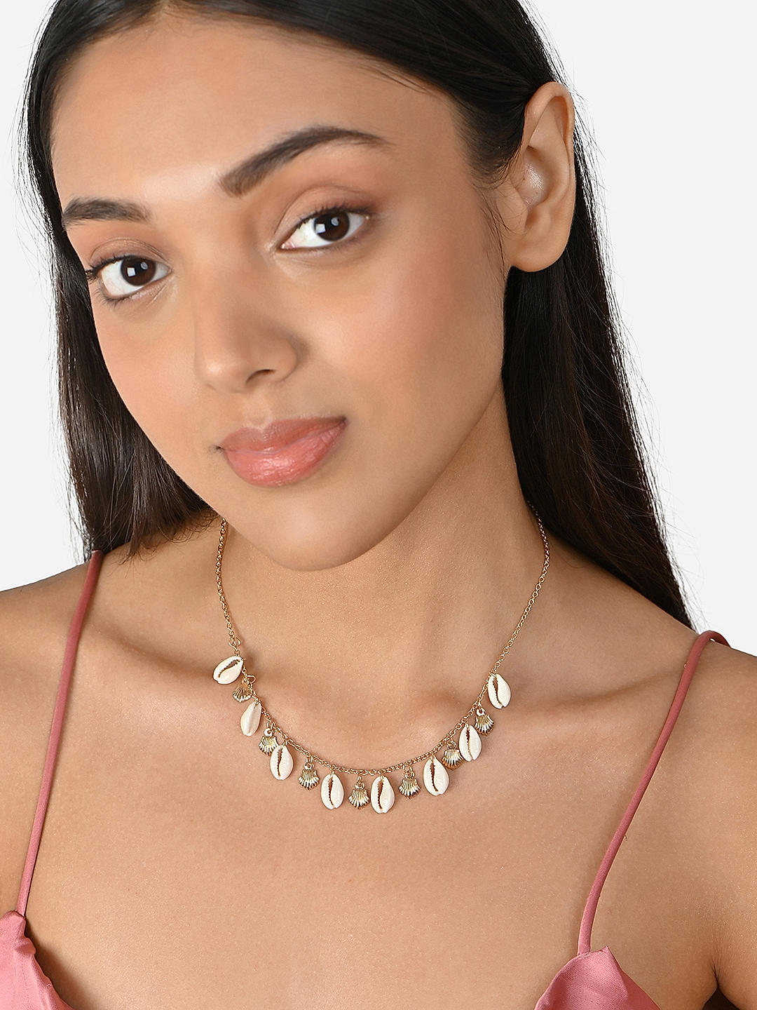 Shop Now Toniq s Elegant Choker Neckalce Await