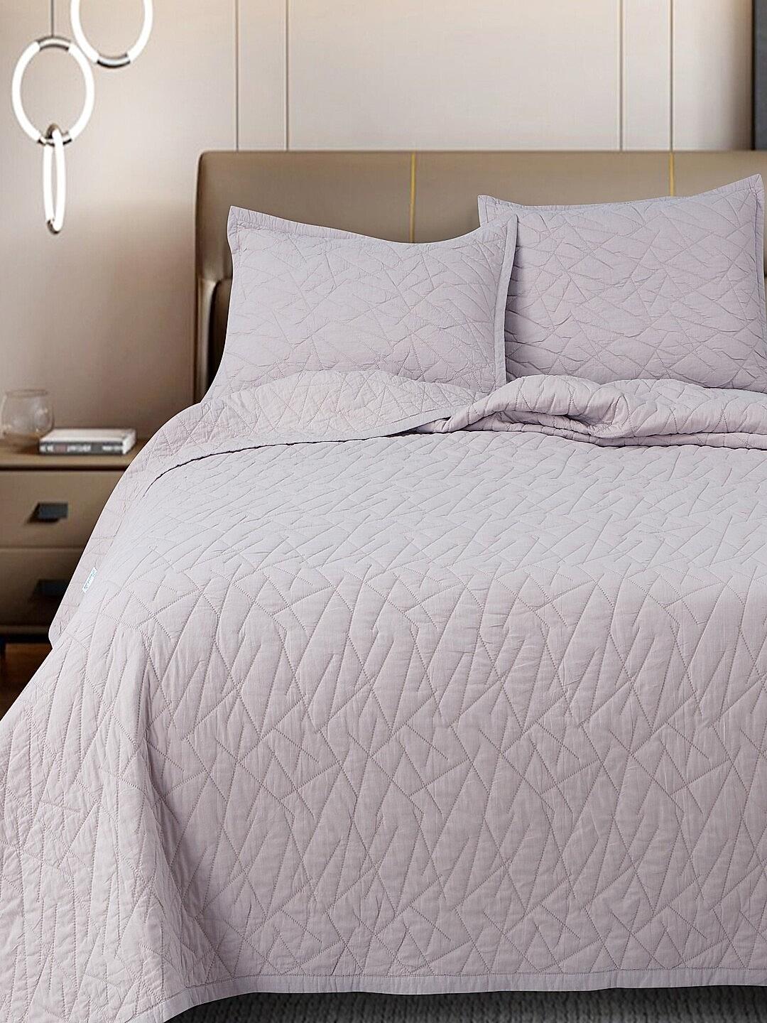 Bedspread with hotsell pillow cover