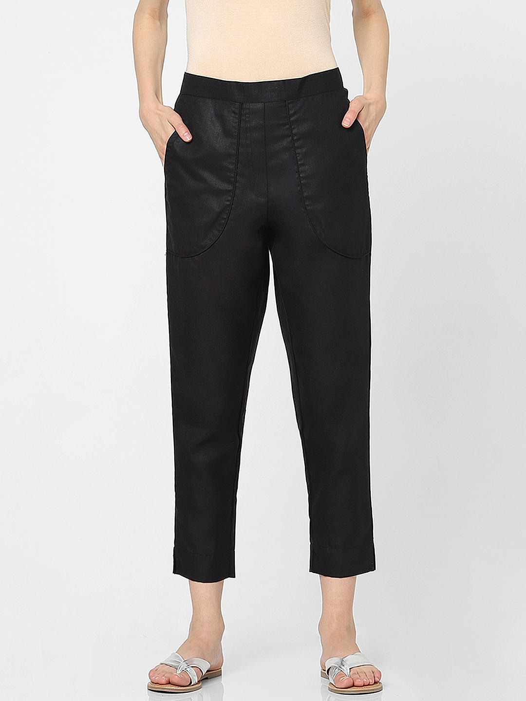 Buy BLACK STRAIGHT LOW-RISE STREET CARGO PANT for Women Online in India