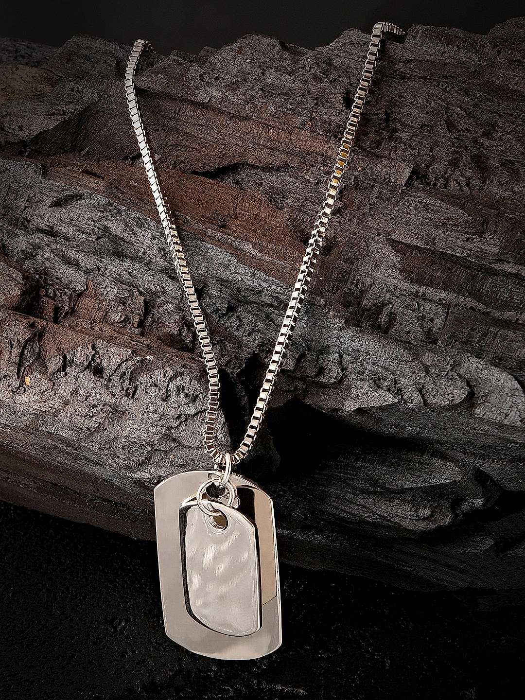Silver necklace - tag - Ref No AP533-3909 / Apart