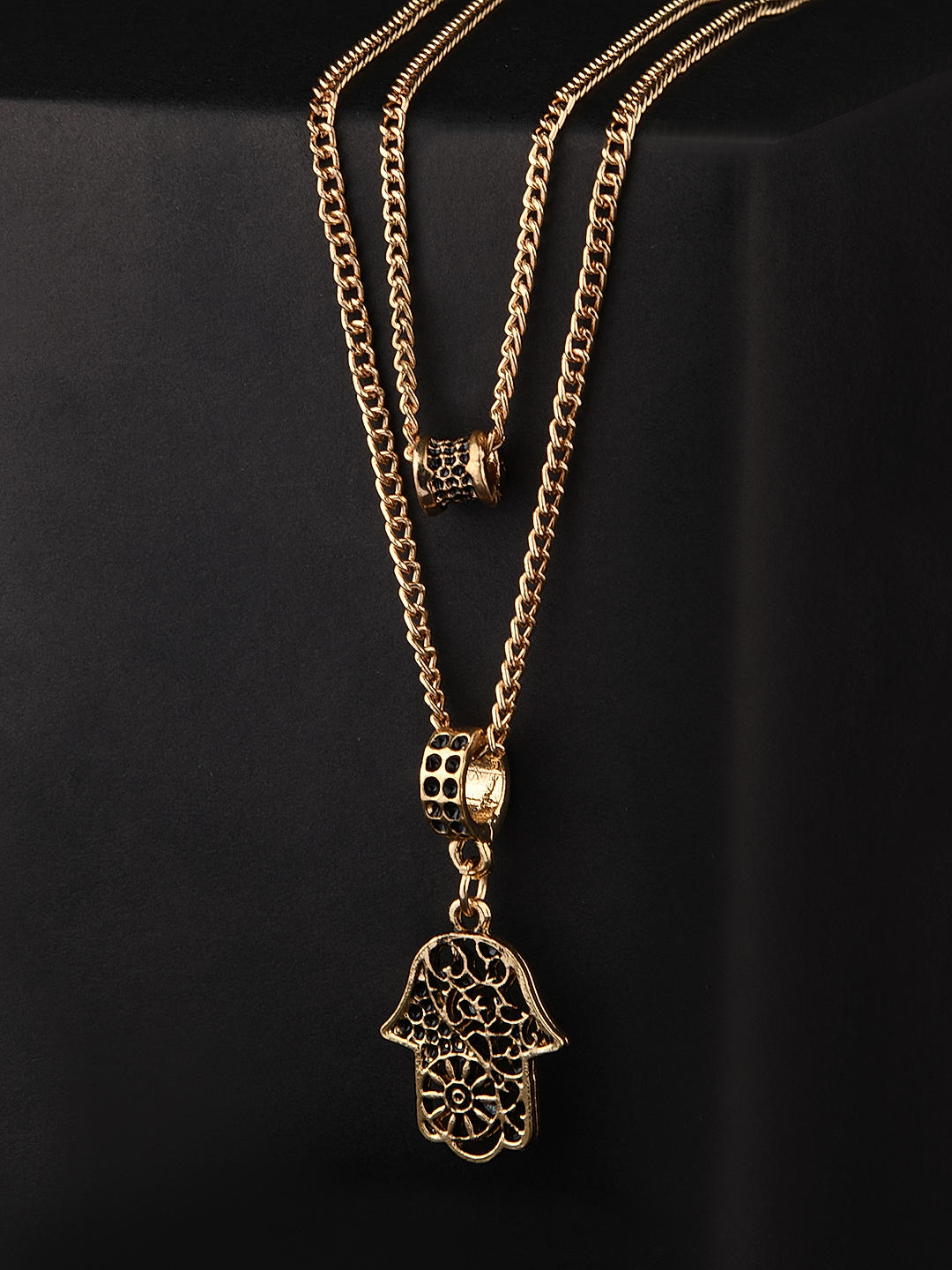 Gold hamsa deals necklace mens