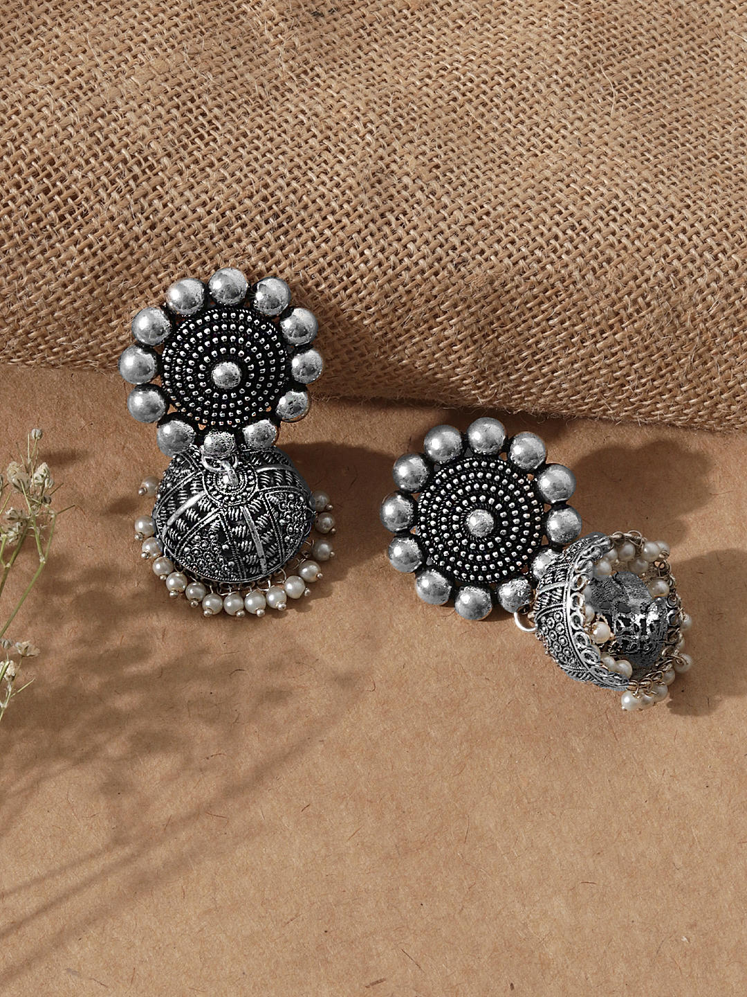 Aggregate more than 63 white metal jhumka earrings latest
