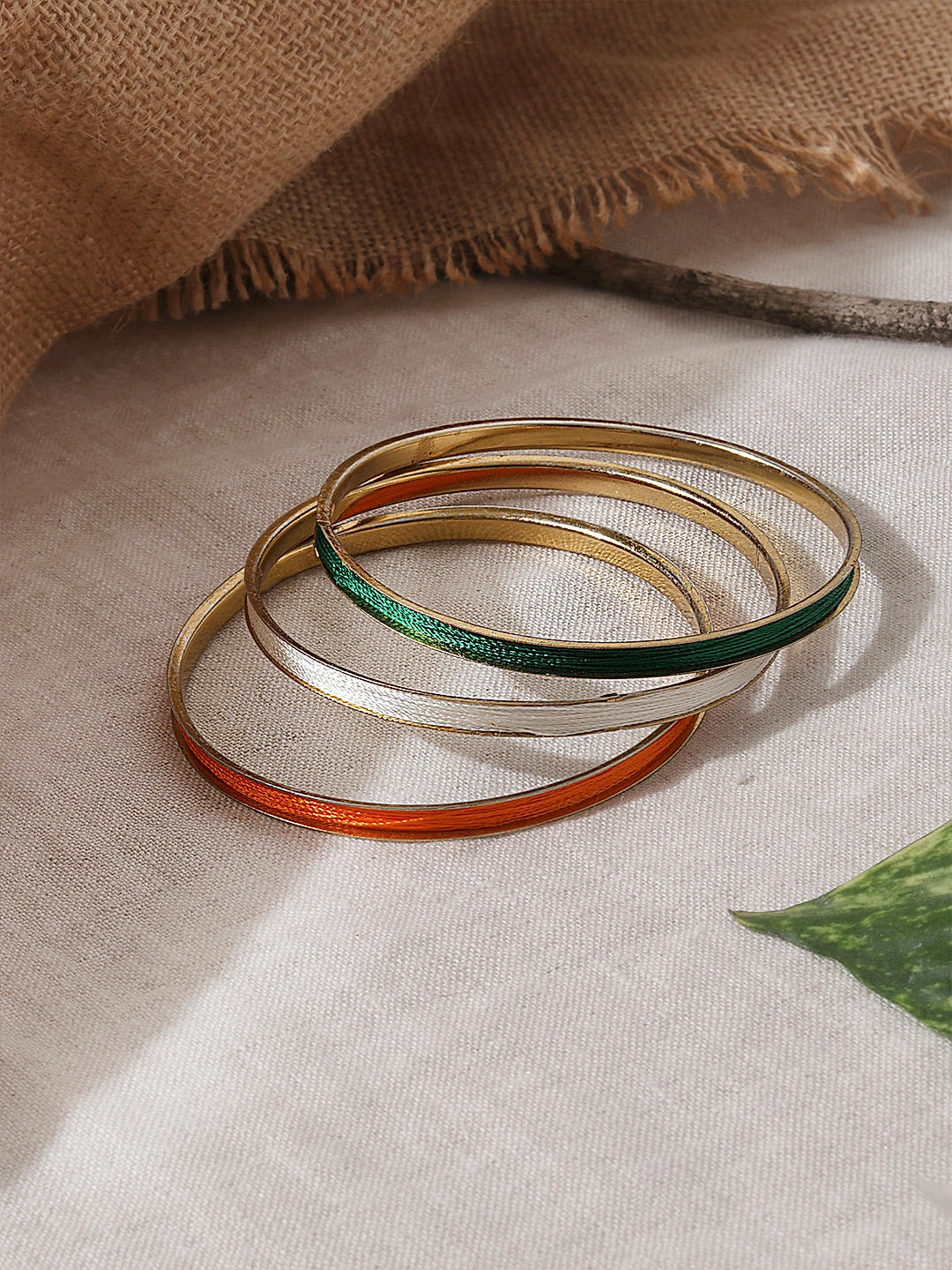 Tri color clearance bangle set