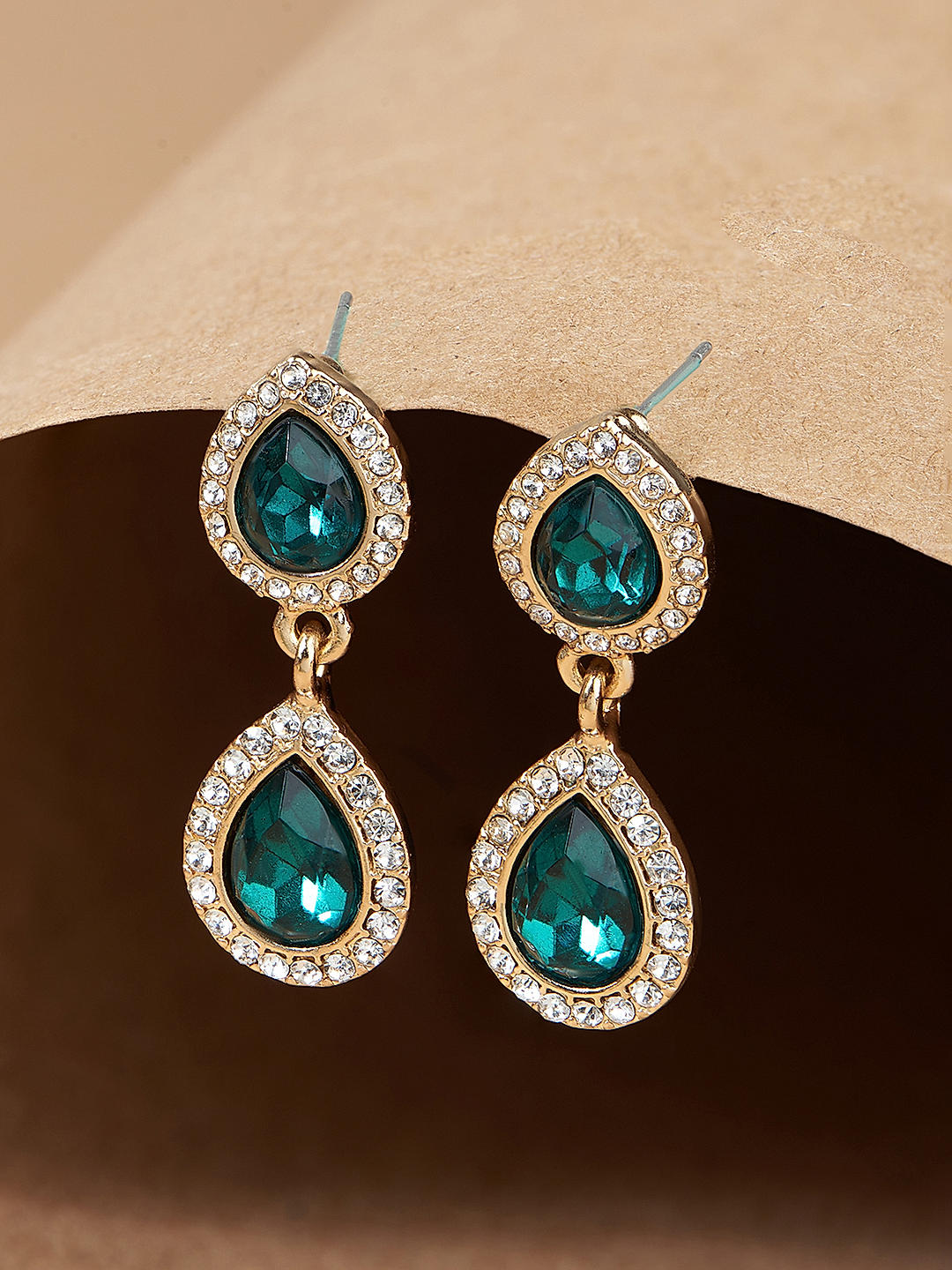 Goshwara Emerald Earrings, JE0534-EM-ENBLK-Y | Eiseman Jewels